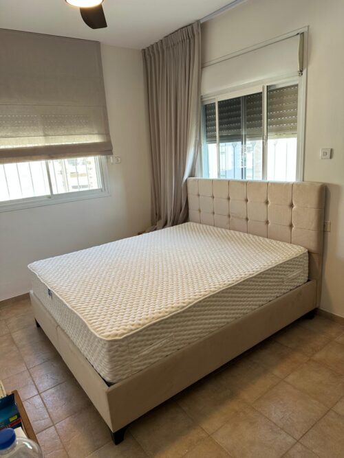 מיטה זוגית מרופדת מעוצבת דגם SIDE – תמונת מוצר נוספת 7